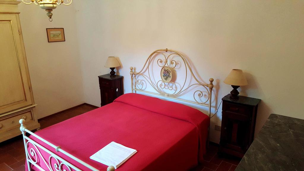 Holiday House Le Selvole Рада ин Шанти Номер фото